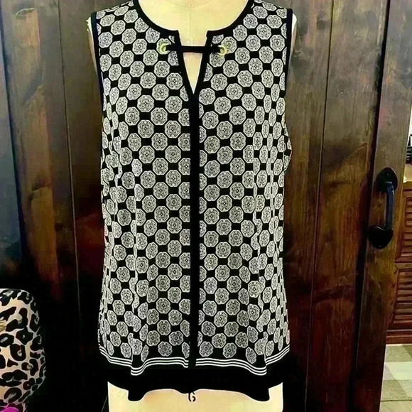 Liz Claiborne Medallion Print W/Gold Loop Detail Size Large - Picture 1 of 7